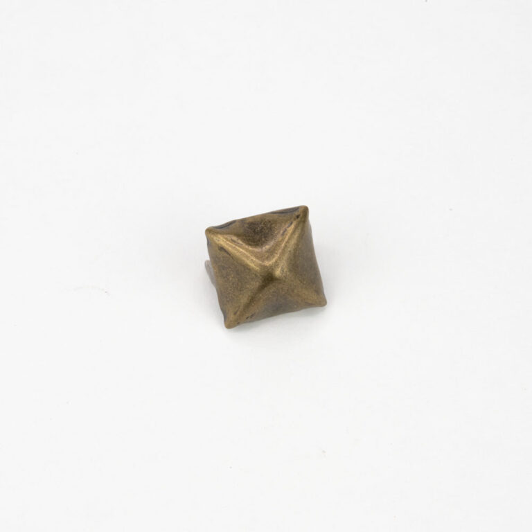 Studs Antique Brass