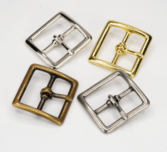 #899 | Buckles 1 1/2"