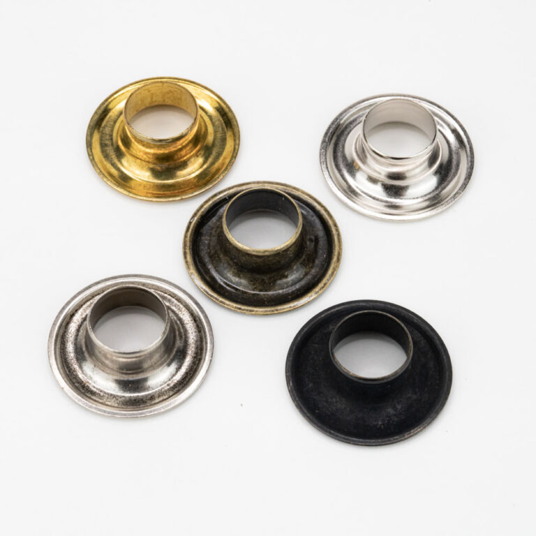 #3 | Grommet
